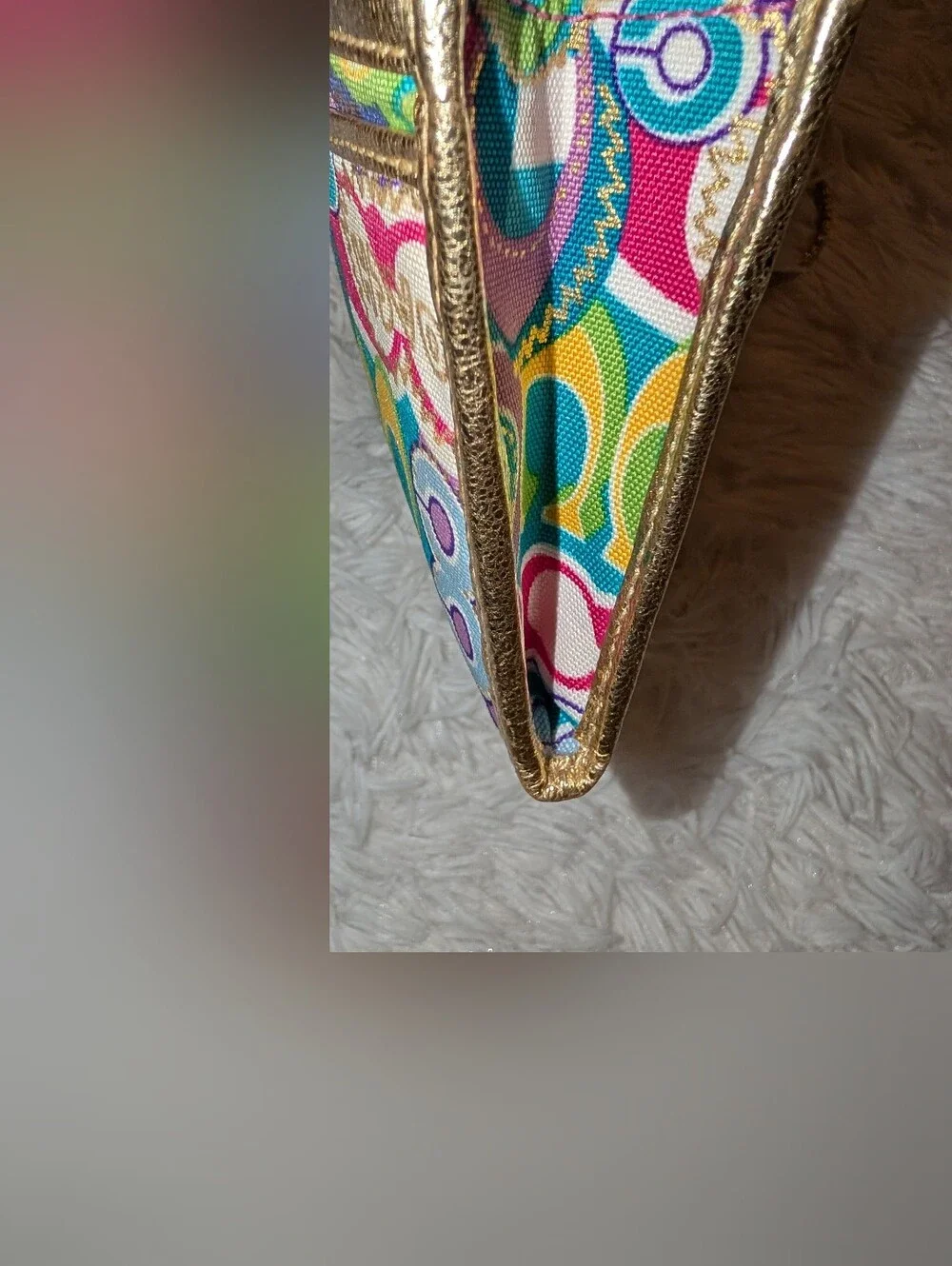 Coach Poppy Graffiti Pop Signature Print Wristlet Pink Multi Gold GUC